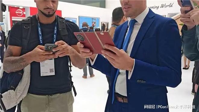 MWC 2025快报：高通跃龙荣耀新手表耳机华为AI网络解决方案(图6)
