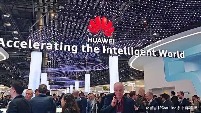 MWC 2025快报：高通跃龙荣耀新手表耳机华为AI网络解决方案(图5)