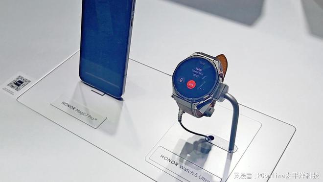 MWC 2025快报：高通跃龙荣耀新手表耳机华为AI网络解决方案(图4)