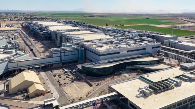 全球首款18nm芯片亮相！华人CEO打响关键一战英特尔杀回来了(图5)