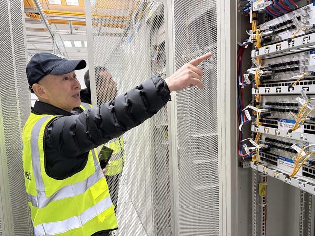 西安地铁15号线G-A极速网络 中国电信西安分公司打造“地下信息高铁”(图3)