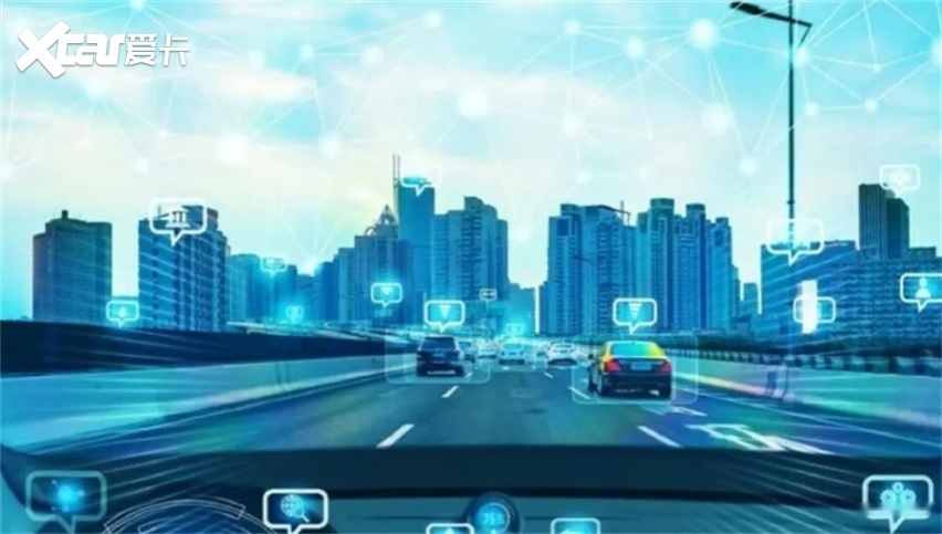 祛魅与新生：2025智能驾驶告别狂欢驶入责任深水区(图1)
