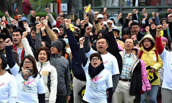 不想访华了？特朗普派军舰硬闯台海卡尔森直言：中国统一没有错(图10)