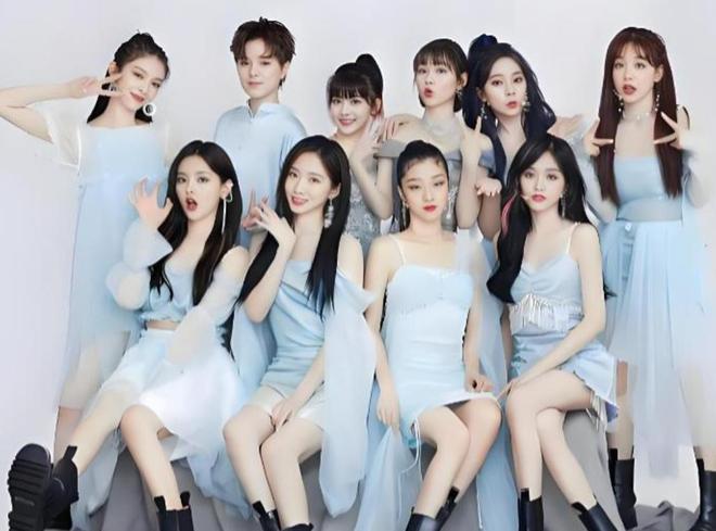 央视怒批！目不识丁、大脑空空难怪两会上冯远征建议演员多学习(图1)