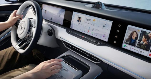 曹晖携三锋控股战略入股博泰车联114亿港元押注汽车AI智能化赛道(图1)